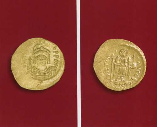 02. Taposiris Magna. Acropolis. Golden treasure from the basilica (Vörös 2004, p. 168)