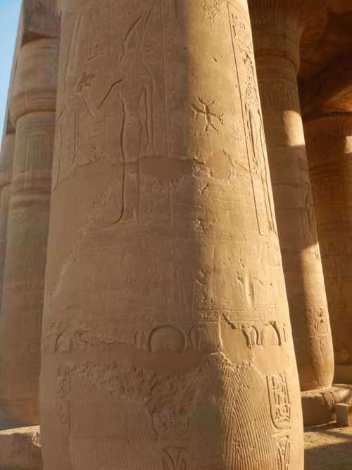 22. Traces of Coptic reoccupation of the hypostyle hall of the Ramesseum (PAThs team, January 2018)
