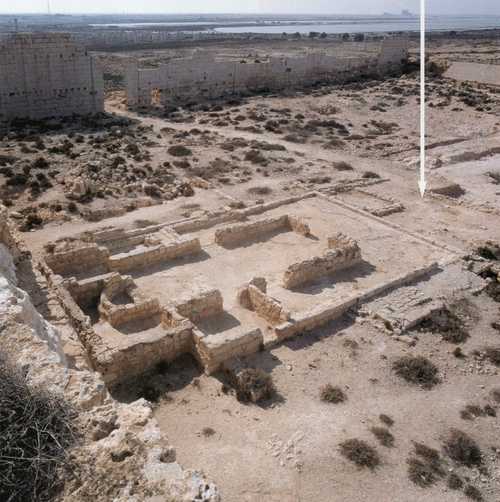 01. Taposiris Magna. Acropolis. Ruins of the basilica; the arrow shows where the gold treasure was discovered (Vörös 2004, p. 167)